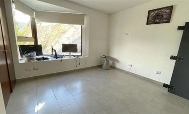 Casa en Venta en Camino del Cerro 16800