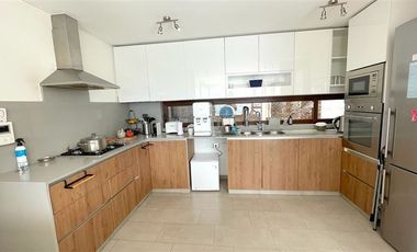 Casa en Venta en Camino del Cerro 16800