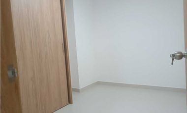 Venta de Apartamento nuevo, moderno, a pasos del Parque de Sabaneta