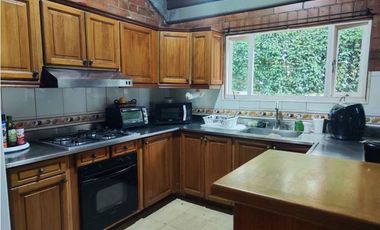 VENTA CASA TRADICIONAL SAN LUCAS POBLADO MEDELLIN MLS#253249