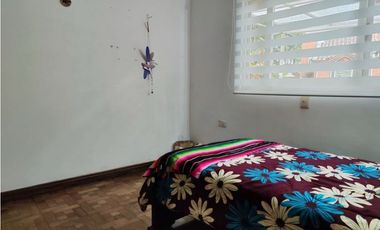 VENTA CASA TRADICIONAL SAN LUCAS POBLADO MEDELLIN MLS#253249