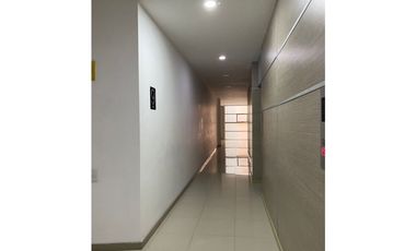 VENTA OFICINA EN LA AVENIDA DEL POBLADO MEDELLIN MLS#246878