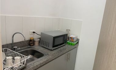 VENTA OFICINA EN LA AVENIDA DEL POBLADO MEDELLIN MLS#246878