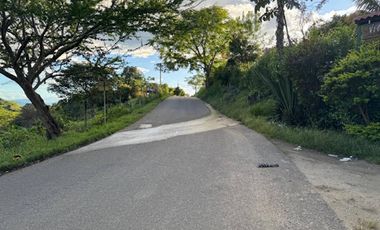 VENTA de CASA LOTE en GARZON