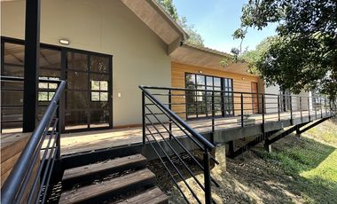 ESTRENA CHALET CON ESPECTACULAR DECK CON JACUZZI EN SOPETRAN
