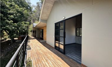 ESTRENA CHALET CON ESPECTACULAR DECK CON JACUZZI EN SOPETRAN