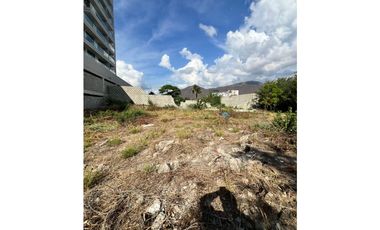 Lote cerca a la playa en venta