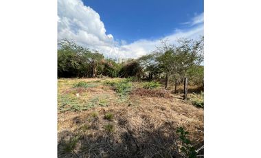 Lote cerca a la playa en venta