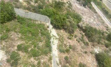 Lote cerca a la playa en venta