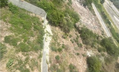 Lote cerca a la playa en venta