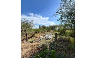 Lote cerca a la playa en venta