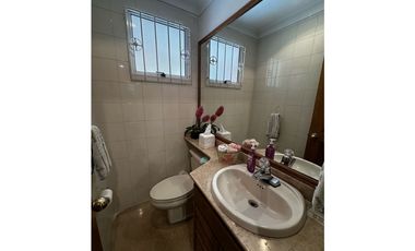 Se vende casa en el poblado sector Sanlucas
