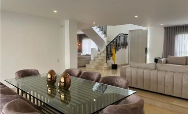 Se vende casa en el poblado sector san Lucas