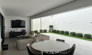 Se vende casa en el poblado sector san Lucas