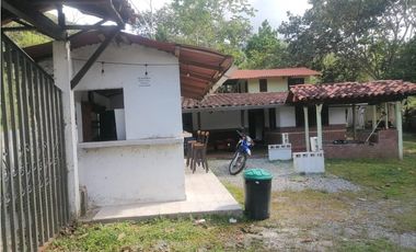 Finca en Venta, Cisneros, vía a la costa, 2 casas, estanques con peces