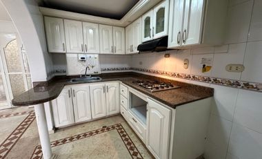 🏡 CASA EN ARRIENDO UBICADA EN ENVIGADO SECTOR EL DORADO