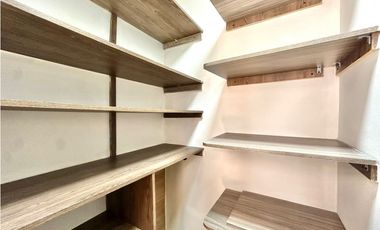 Apartamento en venta en importante zona de Laureles