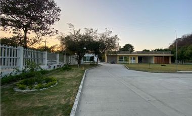 Se arrienda casa en Rivera Campestre, Santa Marta