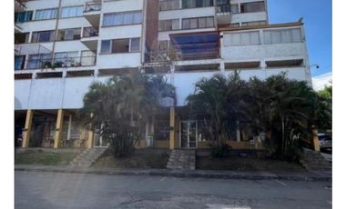 SE VENDE BODEGA O LOCAL COMERCIAL -ROBLEDO