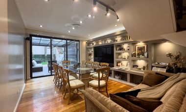 Venta casa de 7 ambientes - Caballito