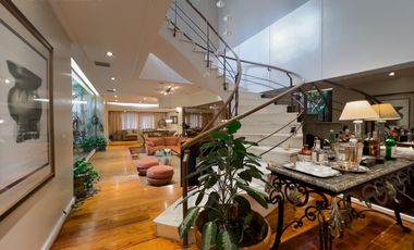 Venta casa de 7 ambientes - Caballito