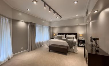 Venta casa de 7 ambientes - Caballito
