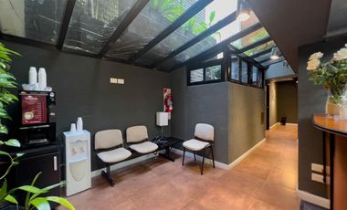 Venta casa de 7 ambientes - Caballito