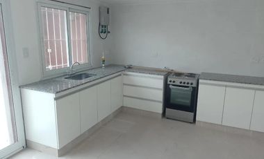 Departamento en venta - 2 Dormitorios 2 Baños - Quequén