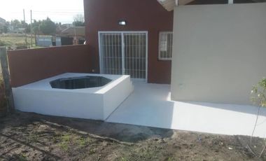 Departamento en venta - 2 Dormitorios 2 Baños - Quequén