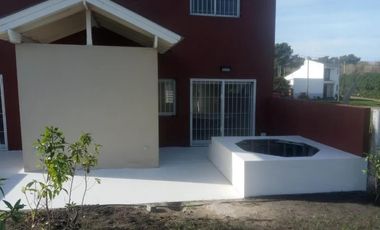 Departamento en venta - 2 Dormitorios 2 Baños - Quequén