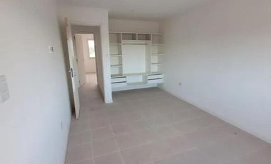 Departamento en venta - 2 Dormitorios 2 Baños - Quequén