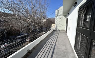 Alquiler/ Venta Casa 4 Ambientes en  Barrio River