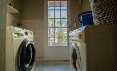 Exclusiva Casa con jardin en Venta - Nuñez