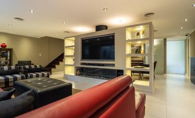 Exclusiva Casa con jardin en Venta - Nuñez