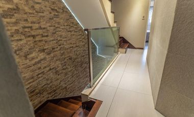 Exclusiva Casa con jardin en Venta - Nuñez