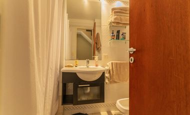 Exclusiva Casa con jardin en Venta - Nuñez