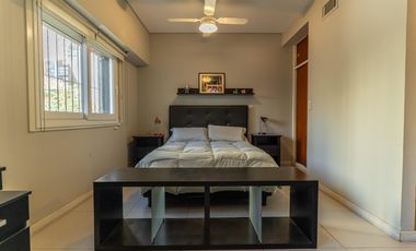 Exclusiva Casa con jardin en Venta - Nuñez