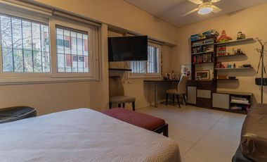 Exclusiva Casa con jardin en Venta - Nuñez