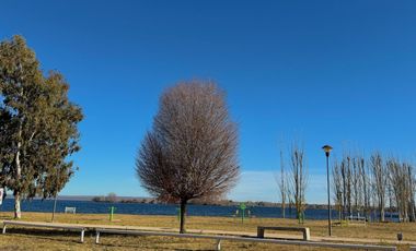 VENDE CASA EN LAGO EN LAGO MARIMENUCO