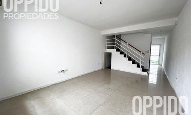 Hermoso triplex 4 Amb. en Alquiler Ramos Mejia!