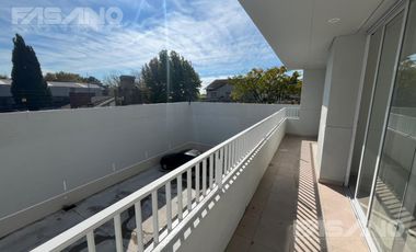 DEPARTAMENTO C/ COCHERA EN ALQUILER - CHILAVERT