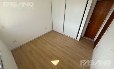 DEPARTAMENTO C/ COCHERA EN ALQUILER - CHILAVERT