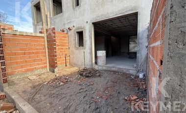 Duplex en Venta en City Bell