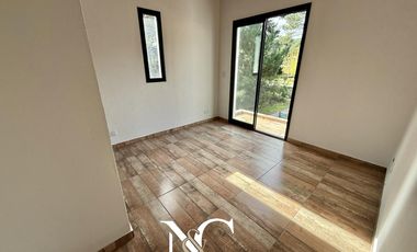 Casa en  venta en Costa del Este a estrenar de 5 ambientes