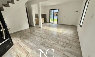 Casa en  venta en Costa del Este a estrenar de 5 ambientes