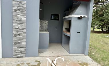Casa en  venta en Costa del Este a estrenar de 5 ambientes