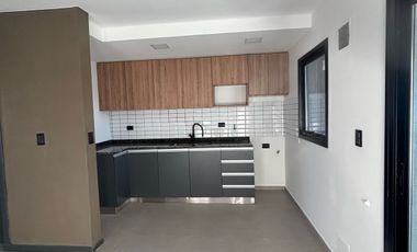 Duplex en Colinas de Manantiales