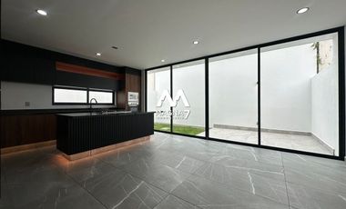 VENTA CASA EN COTO PARQUES VALLARTA