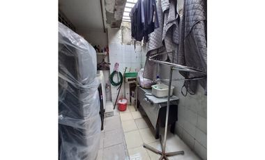 CASA EN VENTA PISO 1 + 2 APTOS EN 2 PISO BARIO LAS GAVIOTAS