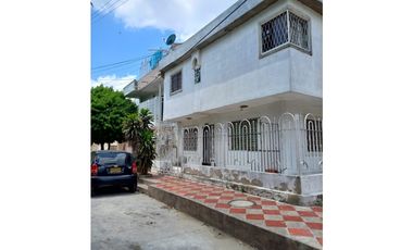 CASA EN VENTA PISO 1 + 2 APTOS EN 2 PISO BARIO LAS GAVIOTAS